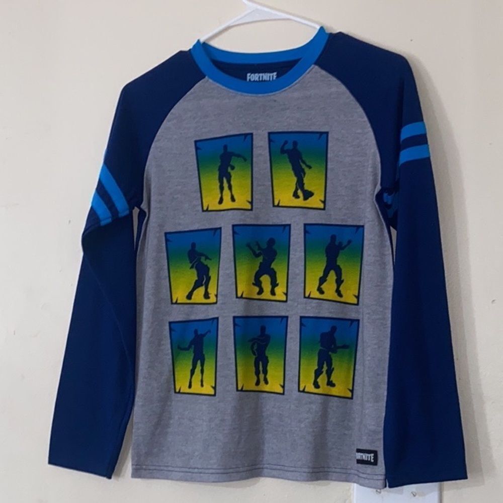 10/$50 FORTNITE SHIRT SIZE 14-16